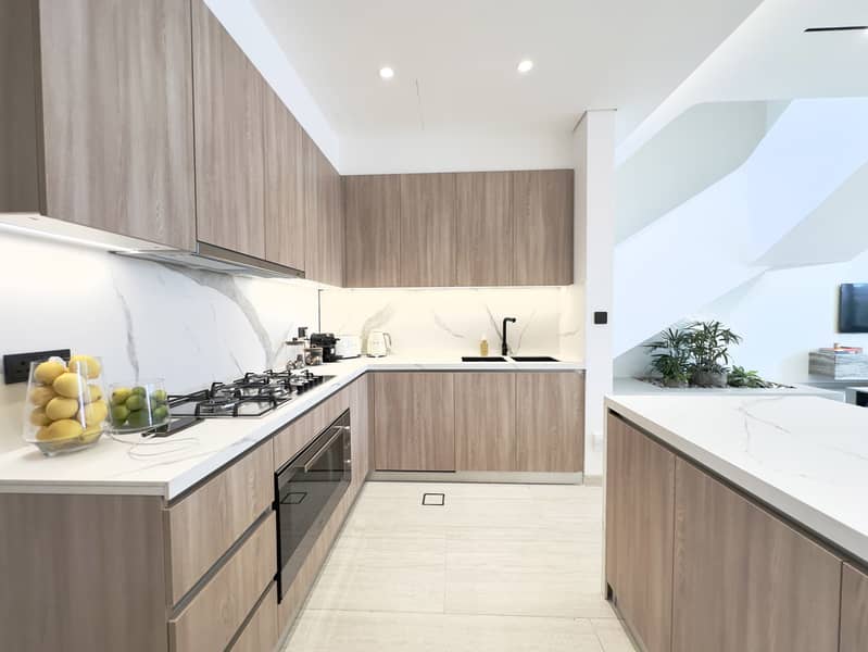 Le Parc Homes II by KBW Real Estate Development - Photo 2